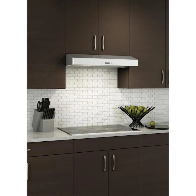 Hotte Sous-armoire Venmar Bistro 30 Po, Puissance Maximale Du Ventilateur De 650 Pi³/min, Acier Inoxydable 7 Hotte Sous-armoire Venmar Bistro 30 Po, Puissance Maximale Du Ventilateur De 650 Pi³/min, Acier Inoxydable – Image 5