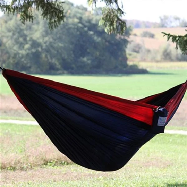 Hamac Parachute Double En Nylon De Vivere, Navy/Red 5 Hamac Parachute Double En Nylon De Vivere, Navy/Red – Image 3