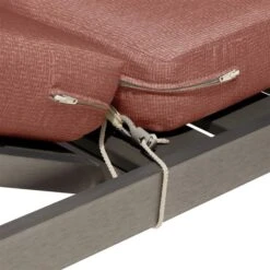 Coussin De Chaise De Patio Rectangulaire Weekend Bois De Cèdre De Duck Covers -Outsunnies Boutique 330797826 AlternateImage3 l