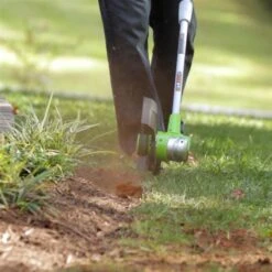 Coupe-bordure Droit Sans Fil Greenworks 40 Volts De 13 Po Avec Guide De Coupe (outil Seulement) -Outsunnies Boutique 330825057 AlternateImage3 l