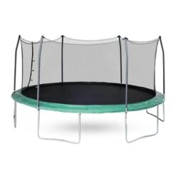 Trampoline Verte Et Ovale De 15 Pi Pour Arrière-cour Par Skywalker Trampolines, Enceinte Incluse