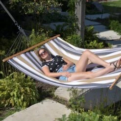 Hamac Double Lune Du Désert Par Vivere En Coton Avec Barre En Bois -Outsunnies Boutique 330951378 AlternateImage1 l