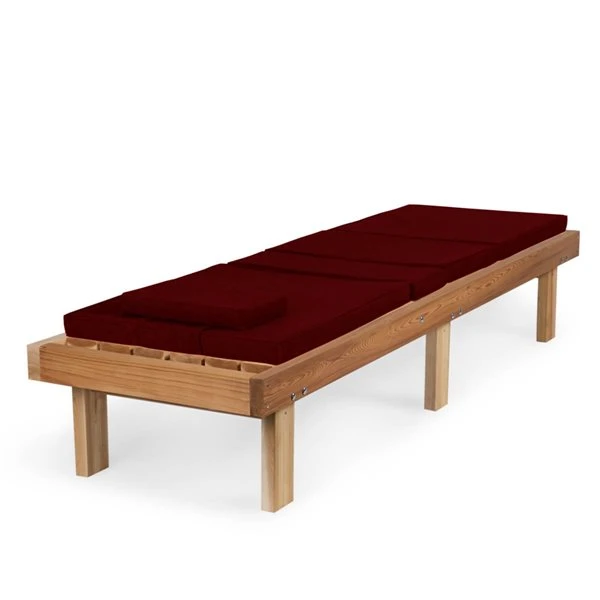 Chaise Longue Stationnaire Inclinable En Cèdre Naturel Par All Things Cedar Avec Siège En Lattes Et Coussin Rouge 5 Chaise Longue Stationnaire Inclinable En Cèdre Naturel Par All Things Cedar Avec Siège En Lattes Et Coussin Rouge – Image 3